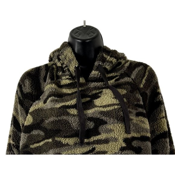 Derek Heart women's fleece hooded pullover, camoflauge print size L cropped NWT - Picture 2 of 9